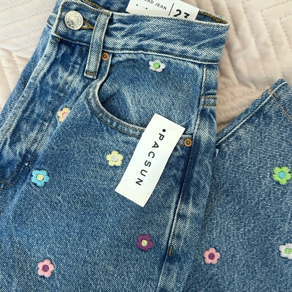 PacSun Blue Floral Embroidered Women's Jeans
